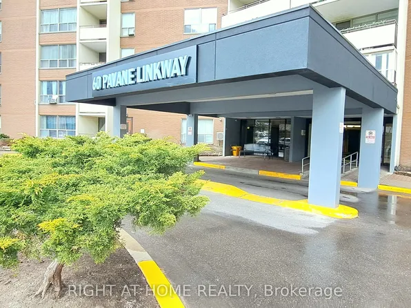 60 Pavane Linkway #3-R1-3, Toronto, ON M3C 2Y6