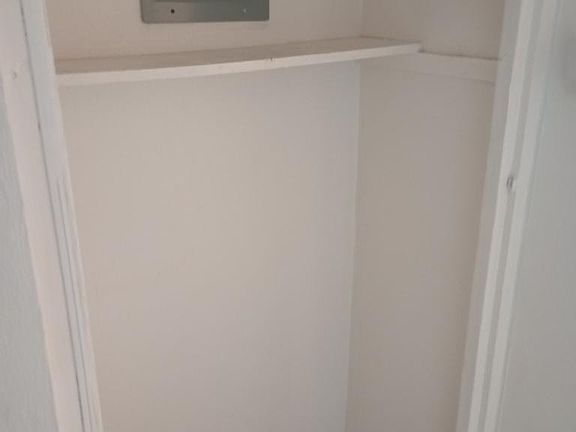 4th image of 603 N D St #2