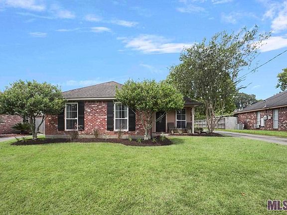 2nd image of 14243 Parkridge Dr