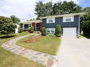 85 Sheffield Rd, Cranston, RI 02920