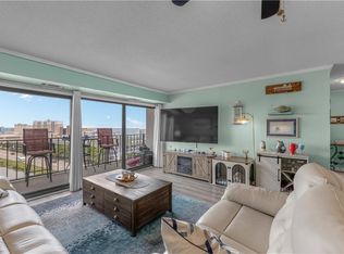 500 Pacific Ave APT 1012, Virginia Beach, VA 23451