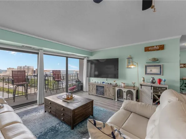 500 Pacific Ave APT 1012, Virginia Beach, VA 23451