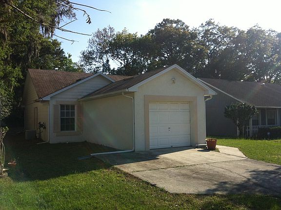 4th image of 190 Kelly Cir