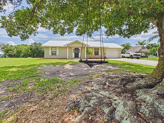 4th image of 1150 SW 85TH Way