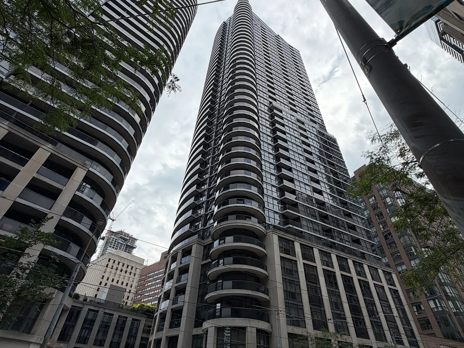 2 bed, $3,000 — Photo 1
