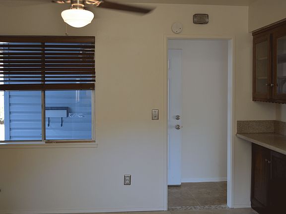 kitchen nook or dinning table area