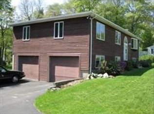 51 Devon Rd, Norwood, MA 02062