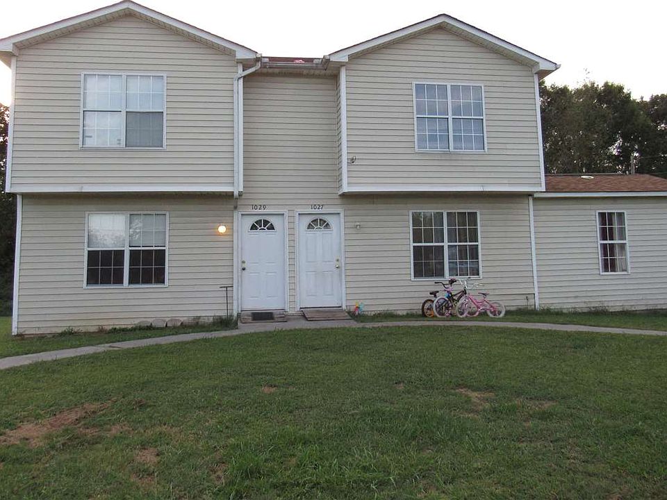 1st image of 1027-1035 Bluebird Ln