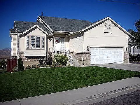Front of Home before window upgrade!