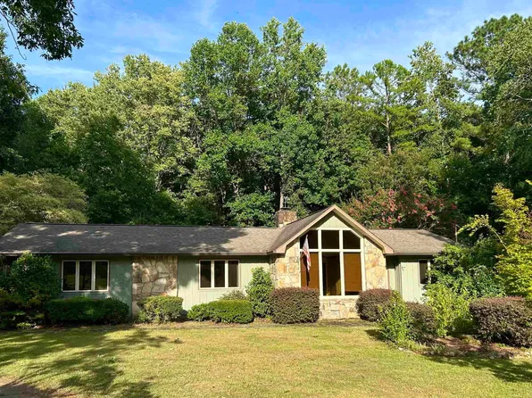 4213 Sugarloaf Cir, Anniston, AL 36207