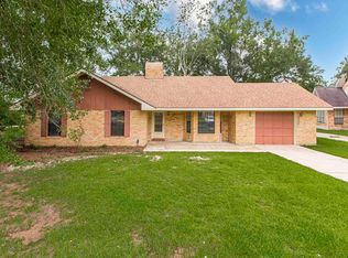 18177 Holly Ridge Dr, Hammond, LA 70403