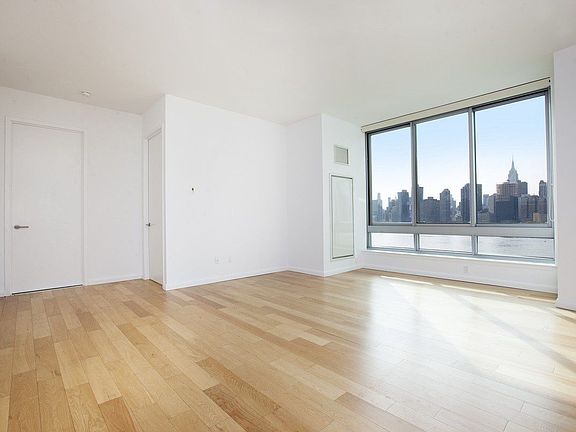 2nd image of 4630 Center Blvd APT 1108