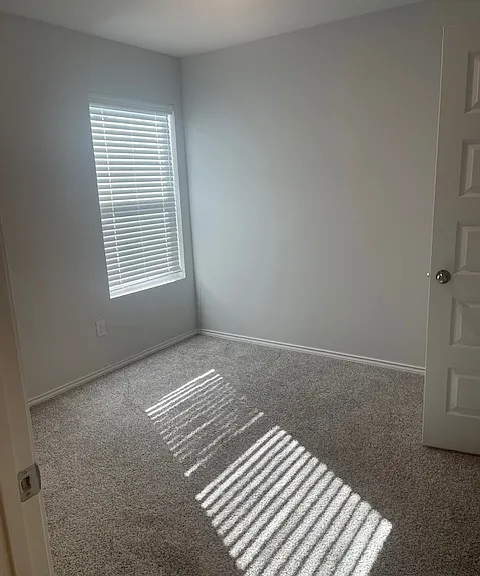 10412 Baled Bermuda Rd — Photo 4