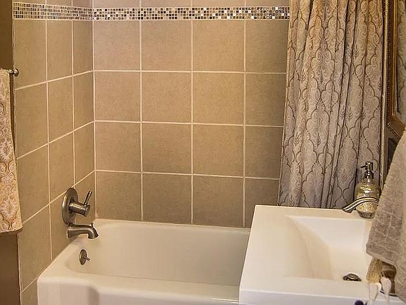 5th image of 338 B St