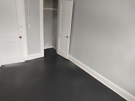 4th image of 112 Shelley St APT 5