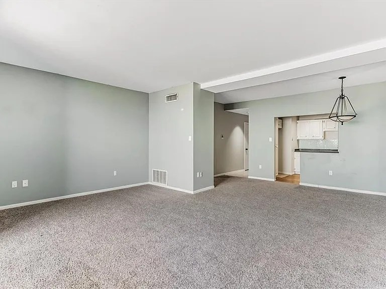 520 S Chaparral St #501 — Photo 8