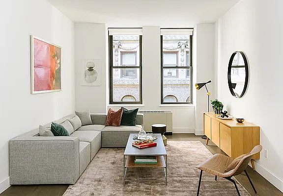 2nd image of 25 Broad St Penthouse 1O
