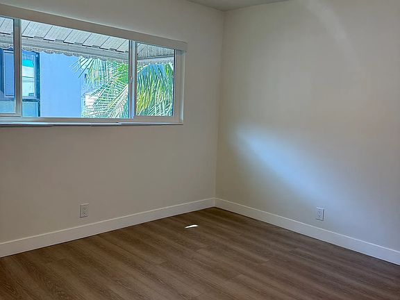 3rd image of 8440 Willoughby Ave APT 3