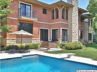 50 Corn Ln, Shrewsbury, NJ 07702