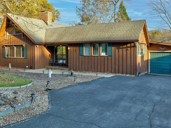 856 S Balthazar Dr, Santa Claus, IN 47579
