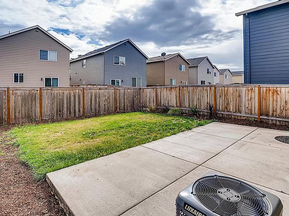 5th image of 5711 NE 130th Pl