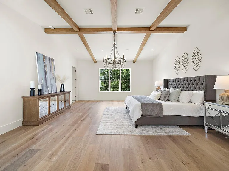 408 Pecore St — Photo 18