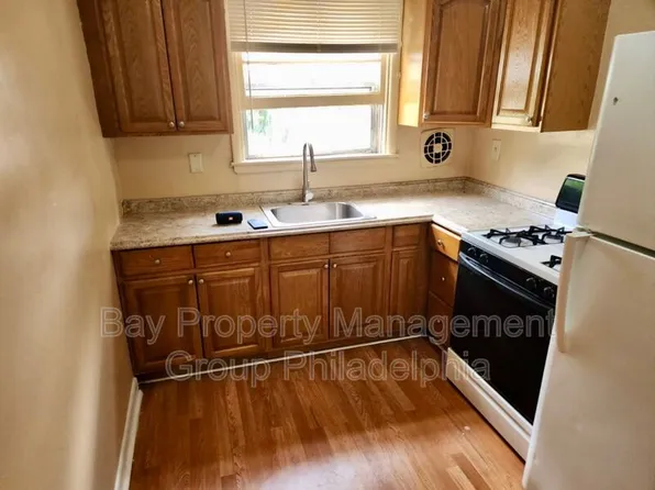 109 Main St #B, Darby, PA 19023