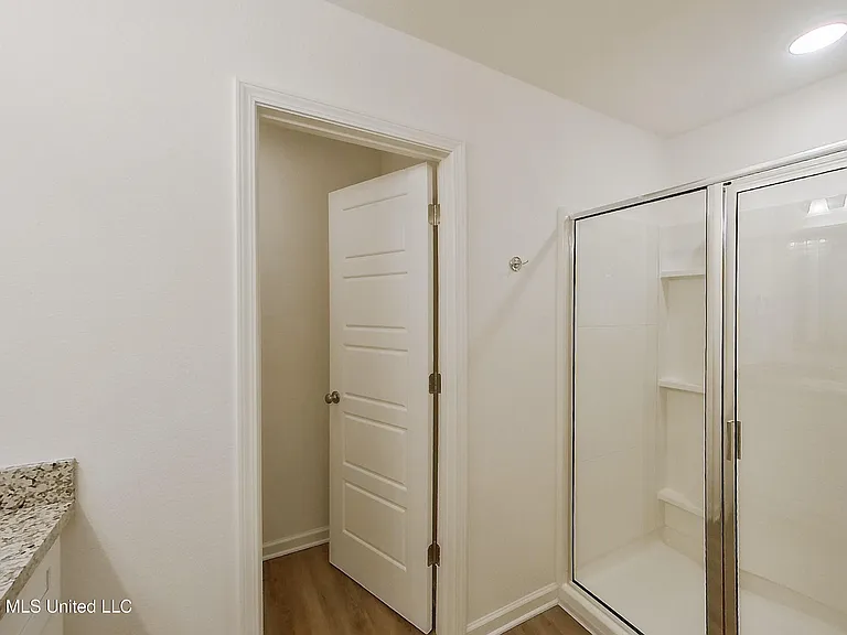 11405 Camden Court Cir — Photo 21