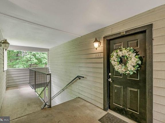 4th image of 3914 Penderview Dr APT 533