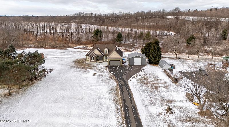 2nd image of 169 Gronczniak Road