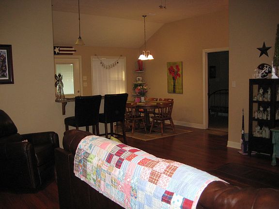 4th image of 1804 Cheryl Dr