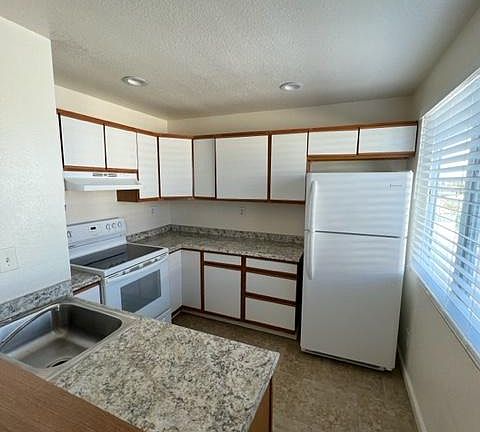 5th image of 73731 Serrano Dr APT 8
