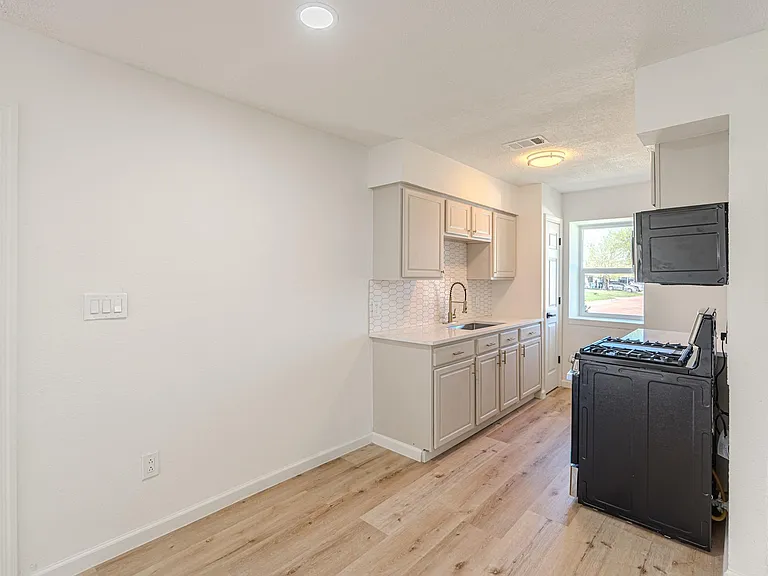 3538 Cork Dr — Photo 20