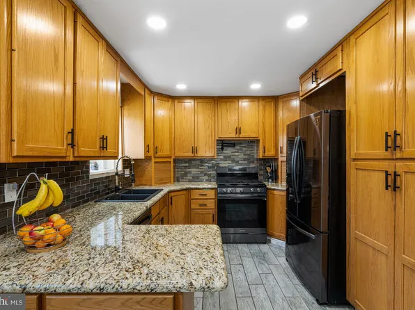 11116 Ridgeway St, Philadelphia, PA 19116