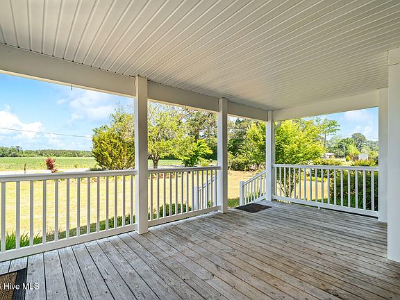 2nd image of 1946 Farley Drive