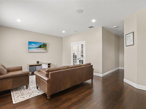 3rd image of 932 Lost Grove Cir