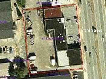 1st image of 909 N 3rd St