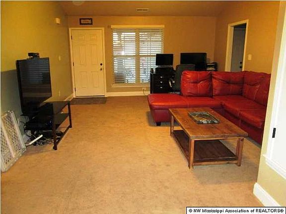 3rd image of 3254 Earlcastle Dr