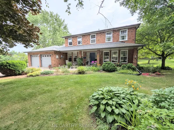 11 Lynda Ave, Mono, ON L9W 1Z4
