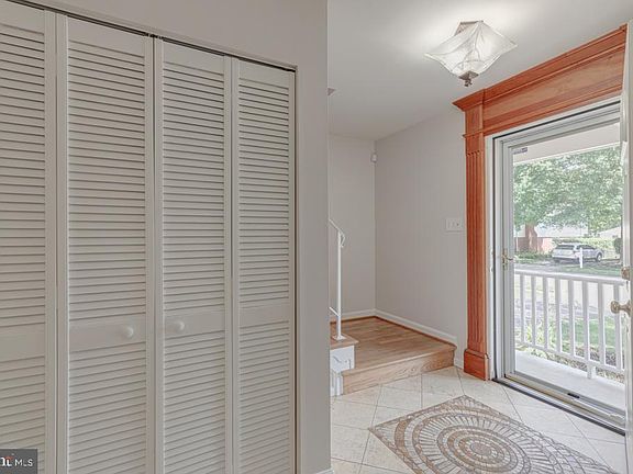 3rd image of 7806 Suffolk Ct