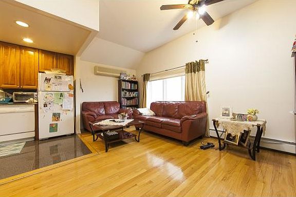 4th image of 6645 Bergen Pl