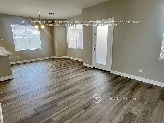 2nd image of 678 Baffin Island Rd