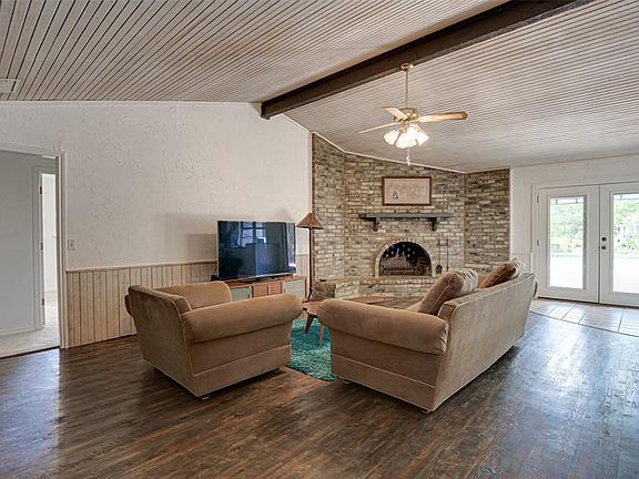 5th image of 280 Daniel Dr