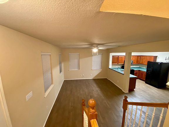 4th image of 3701 Hattington Ln