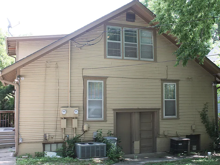 1627 Kentucky St — Photo 11