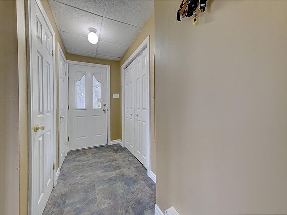 3rd image of 4 Braemar Crescent