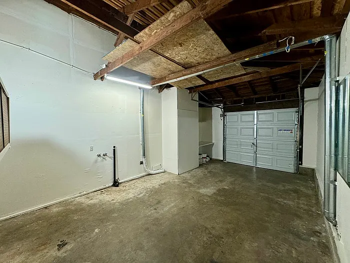 5322 Castle St — Photo 9