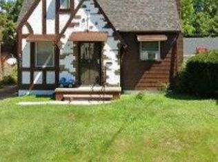 2003 Torbenson Dr, Cleveland, OH 44112