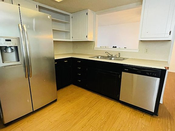 3rd image of 3216 Tamarron Blvd #B