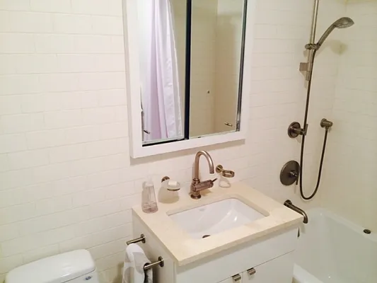 Rented by New York Manhattan Real Estate Incorporated | media 16